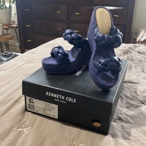 Kenneth Cole New York, wedge sandals, blue.